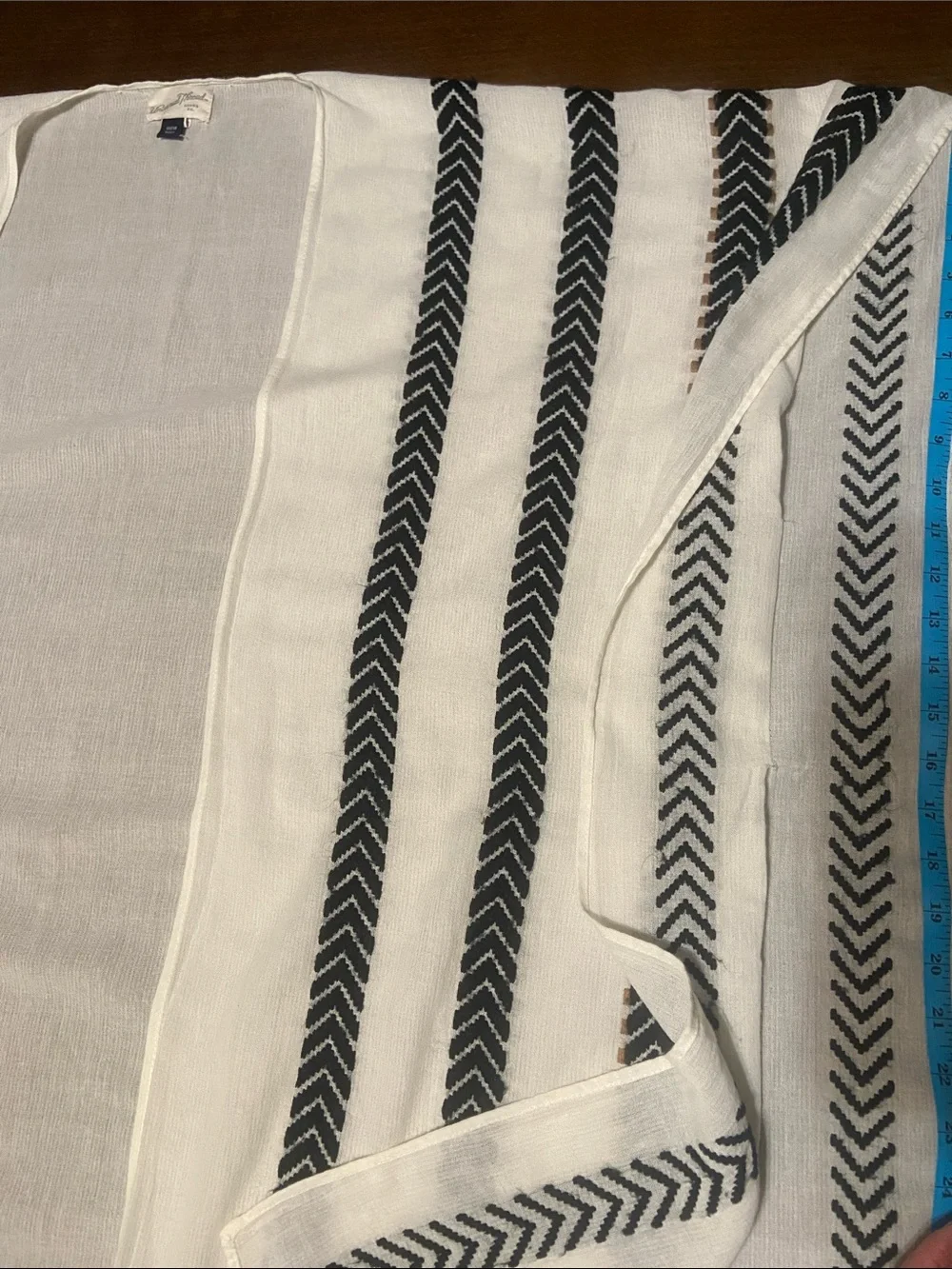 Universal Thread lightweight white